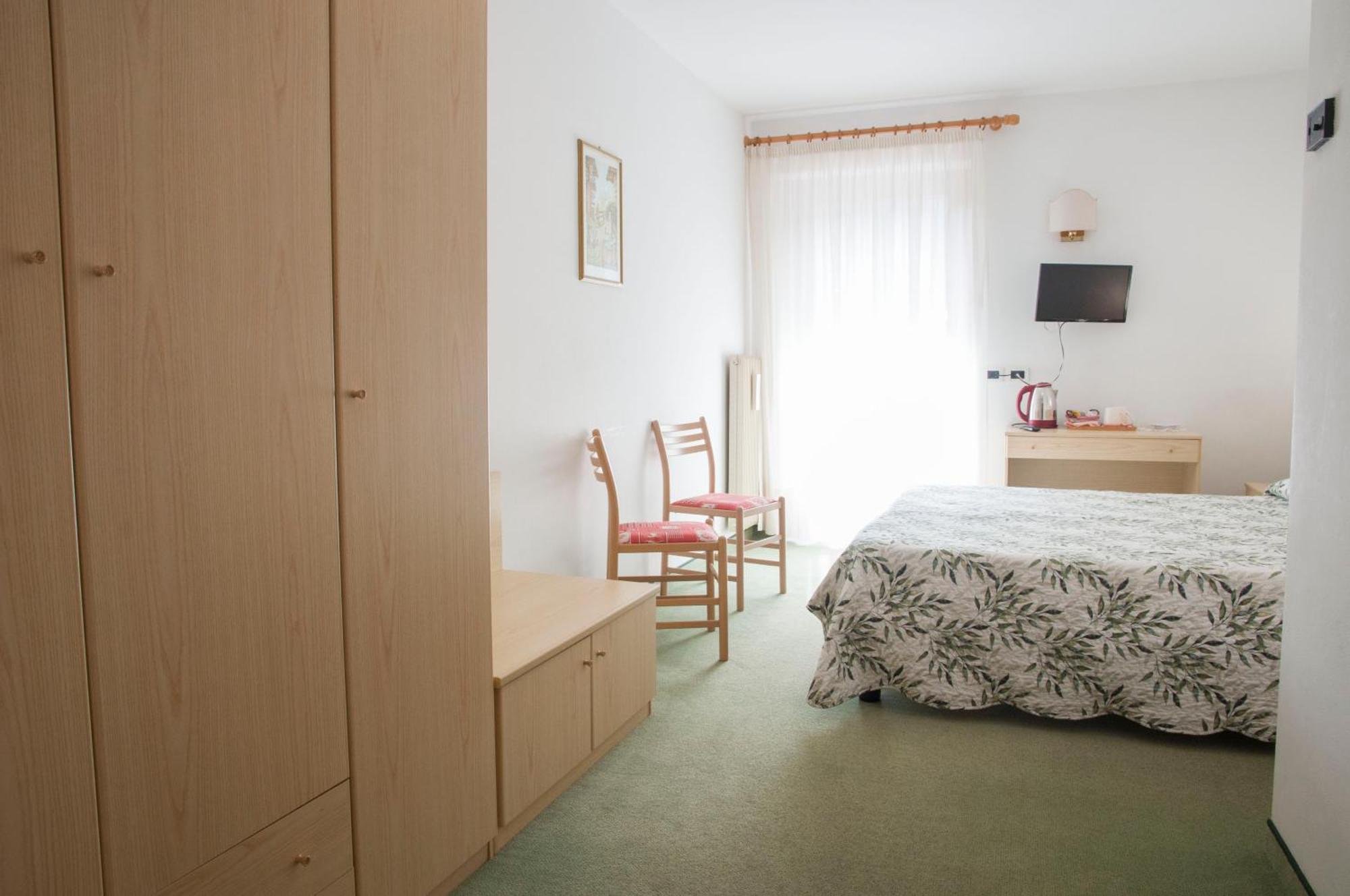 Garni Mariolina Bed & Breakfast Falcade Exterior photo
